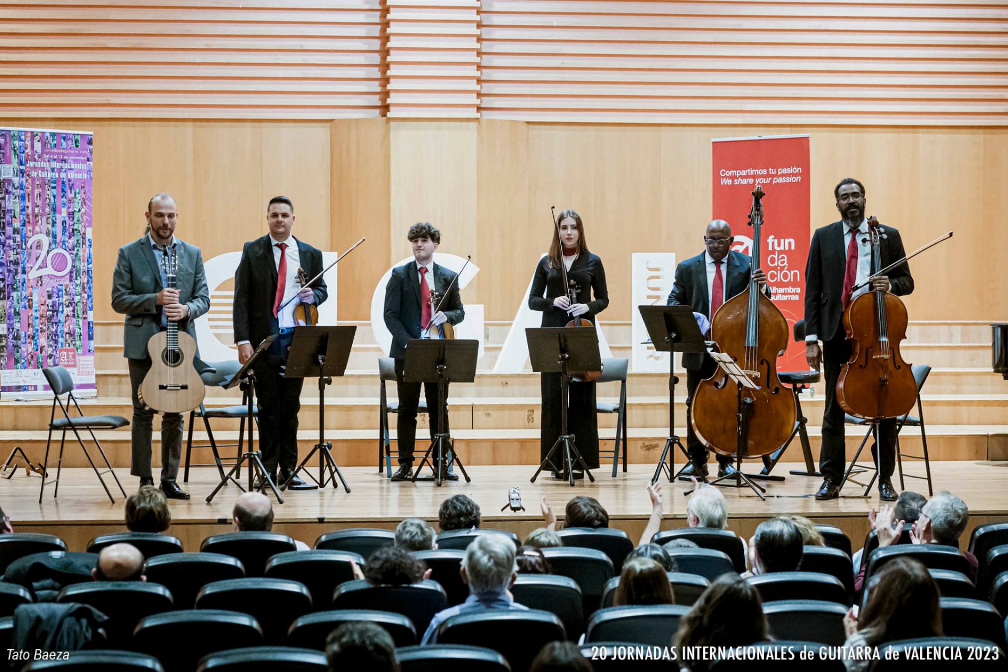 Concierto Extraordinario de Clausura. Ensemble de Cuerdas Mediterrani y Jonnathan El Barouki, guitarra