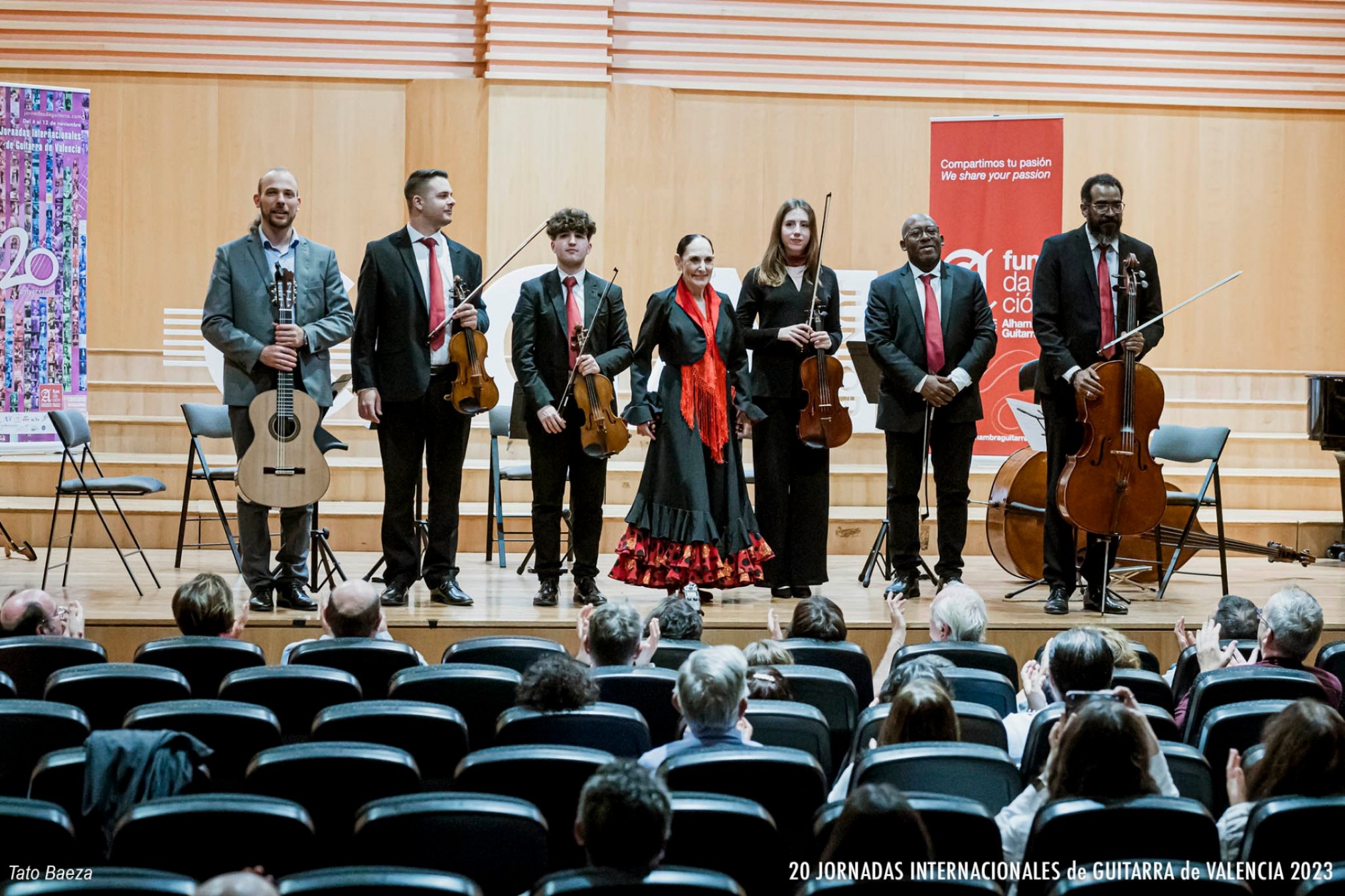 Concierto Extraordinario de Clausura. Ensemble de Cuerdas Mediterrani y Jonnathan El Barouki, guitarra