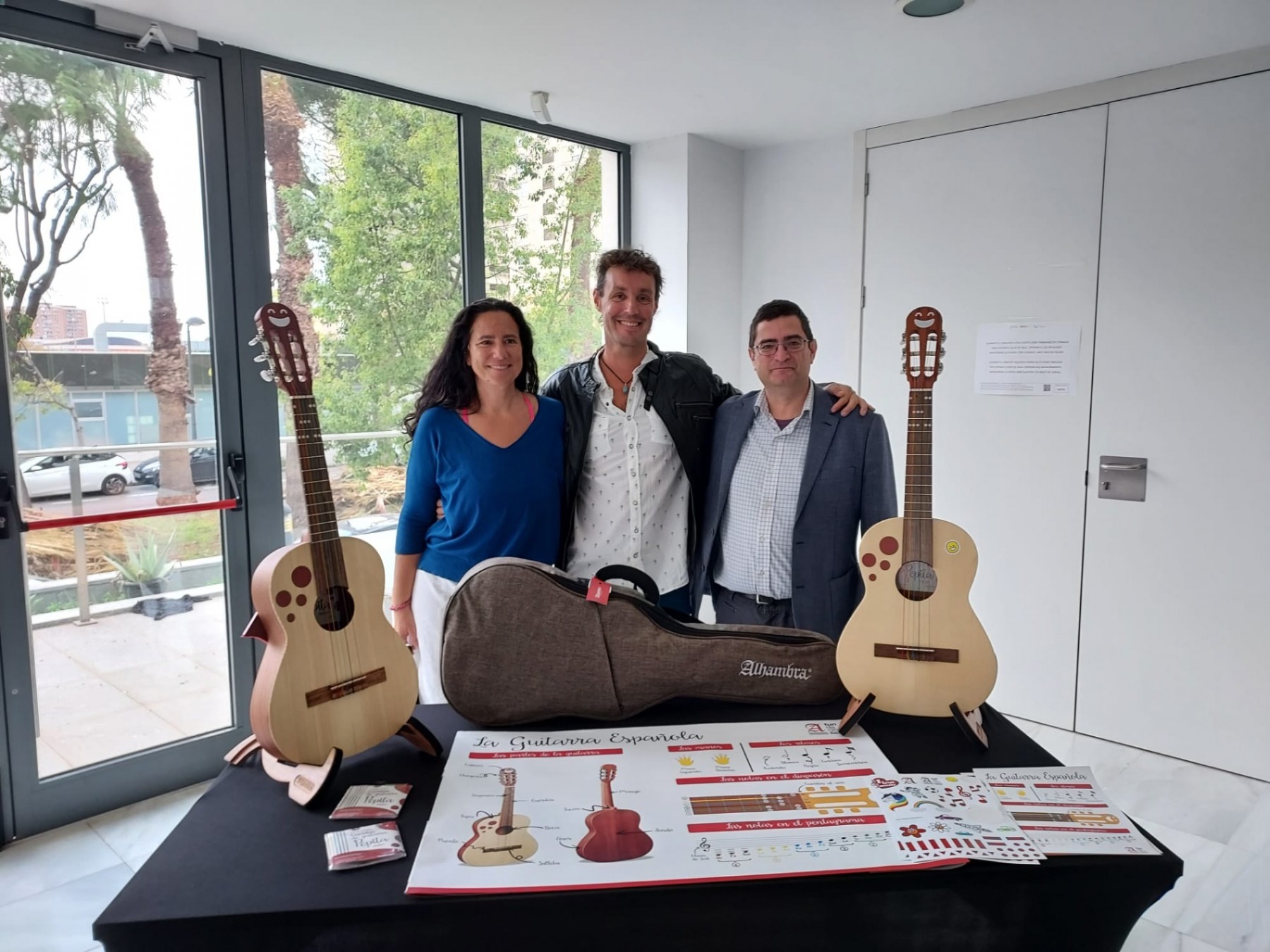 Presentación de la guitarra Pepita