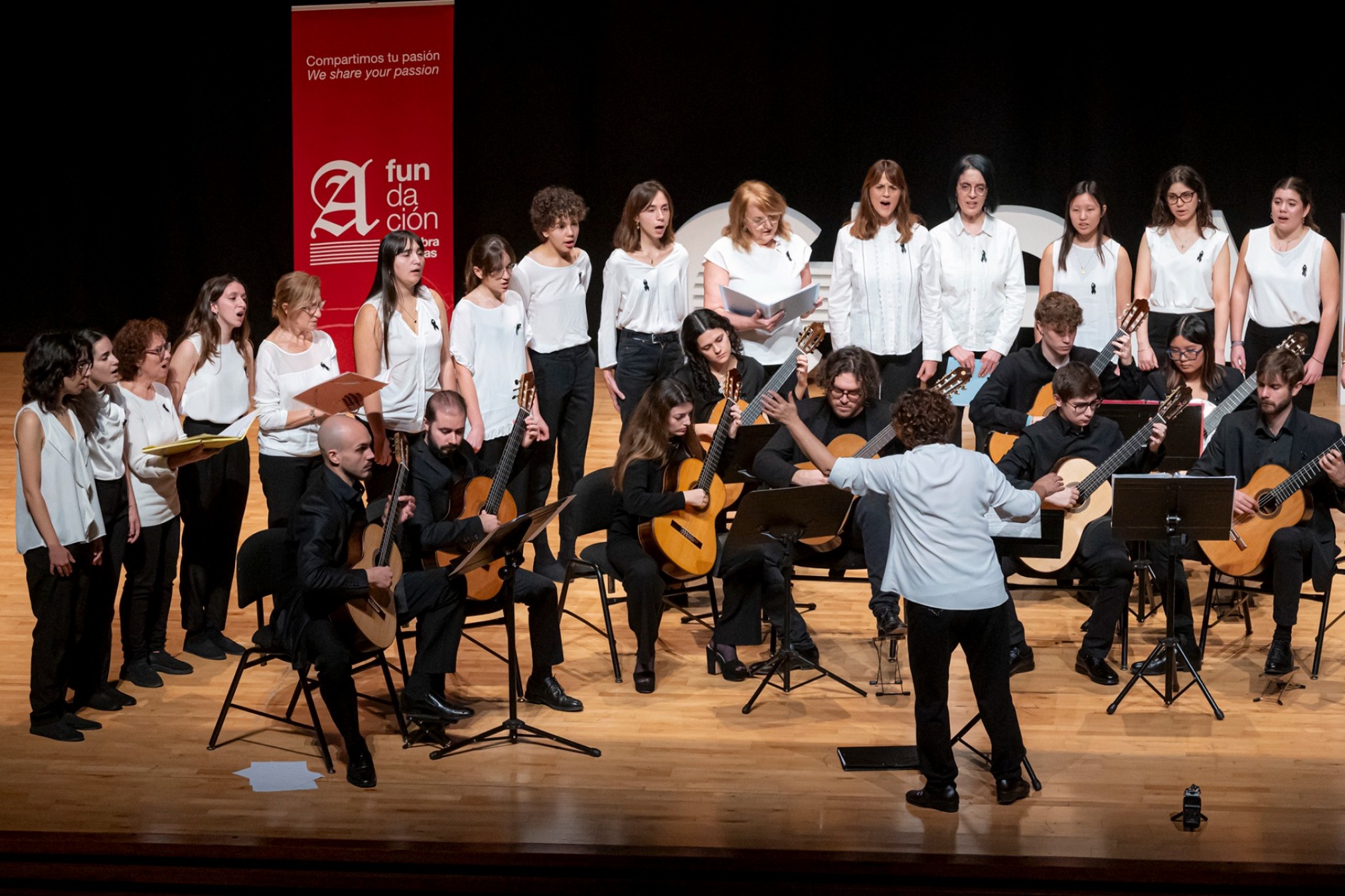 Concierto de la Orquesta de Guitarras de Valencia