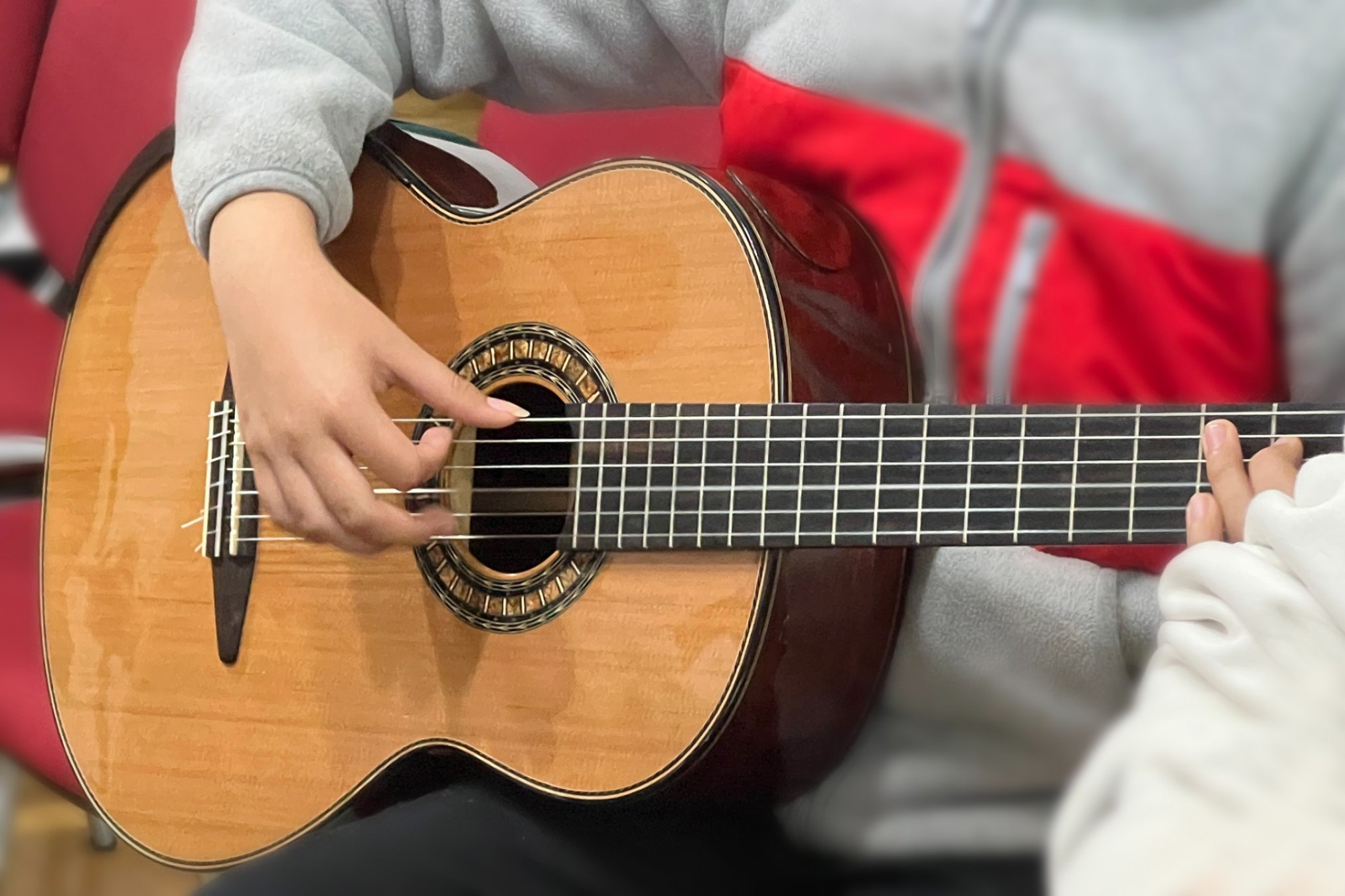Taller de guitarra flamenca a cargo de Juan Grecos y Julia Grecos