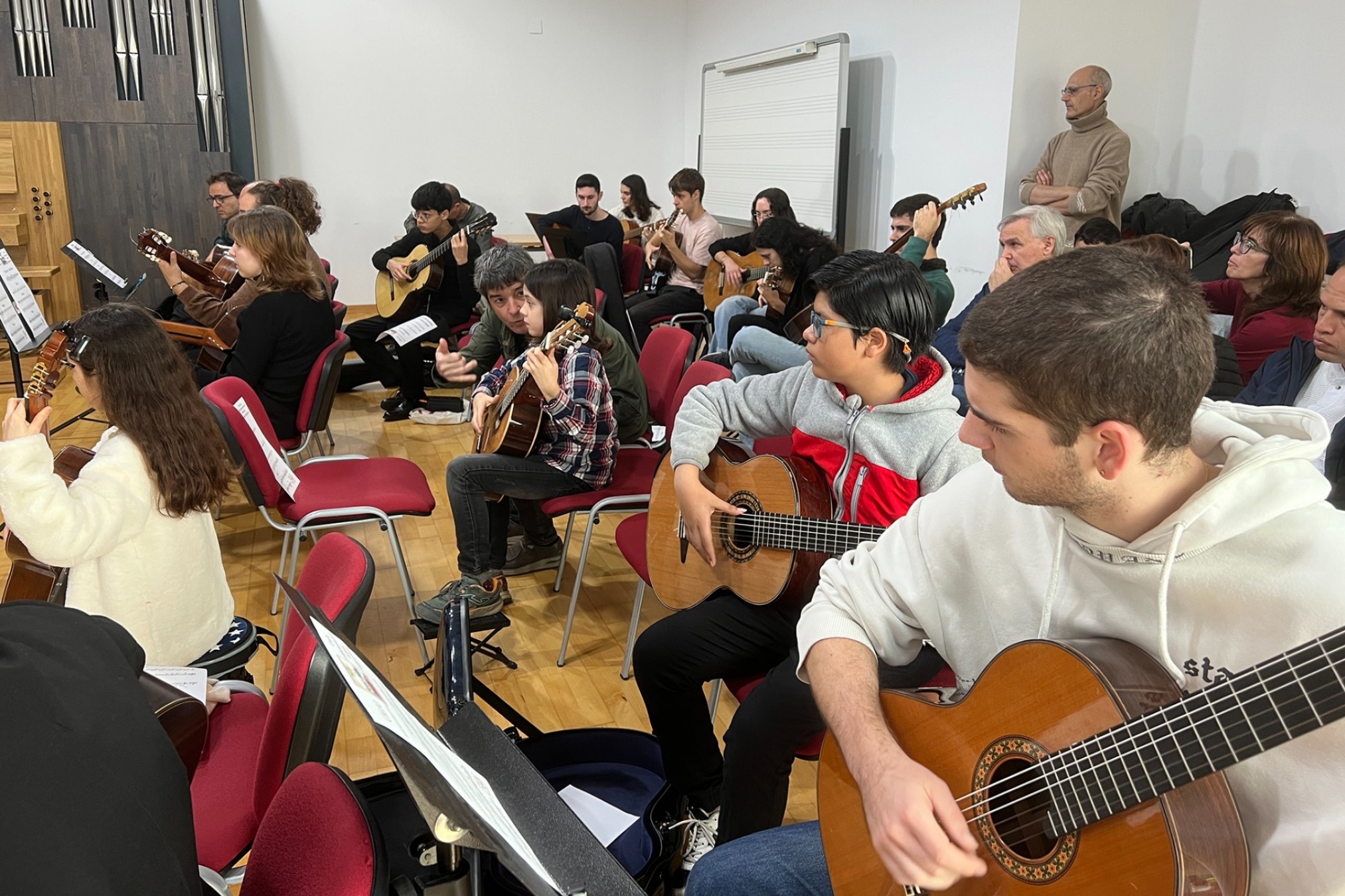 Taller de guitarra flamenca a cargo de Juan Grecos y Julia Grecos