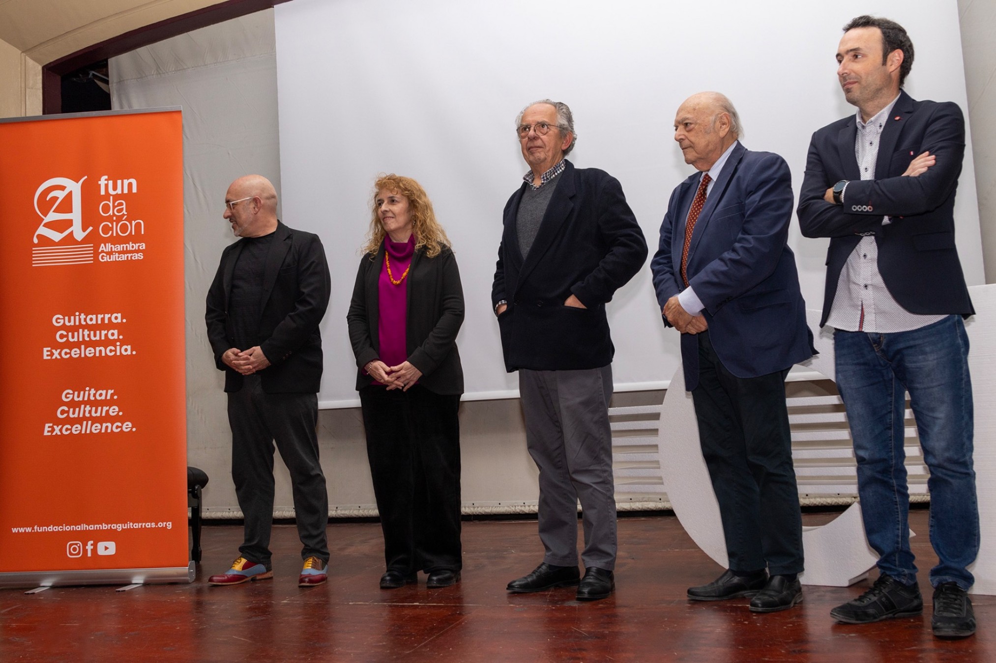 Jurado formado por: Fase Selectiva: Giovanni Grano (Italia), Pepe Payá (España) y Wolfgang Weigel (Alemania) Fase Final: Joe Ott (Cuba), Mª Esther Guzmán (España), Pepe Payá (España), Paco Seco (España) y Wolfgang Weigel (Alemania)